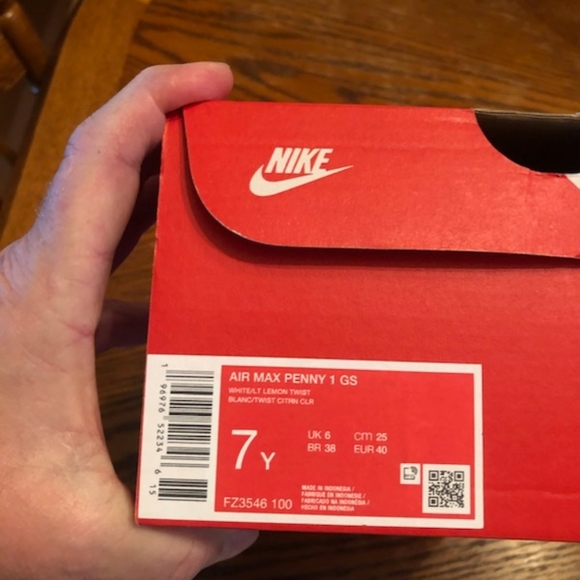 Youth shoes - Picture 4 of 5